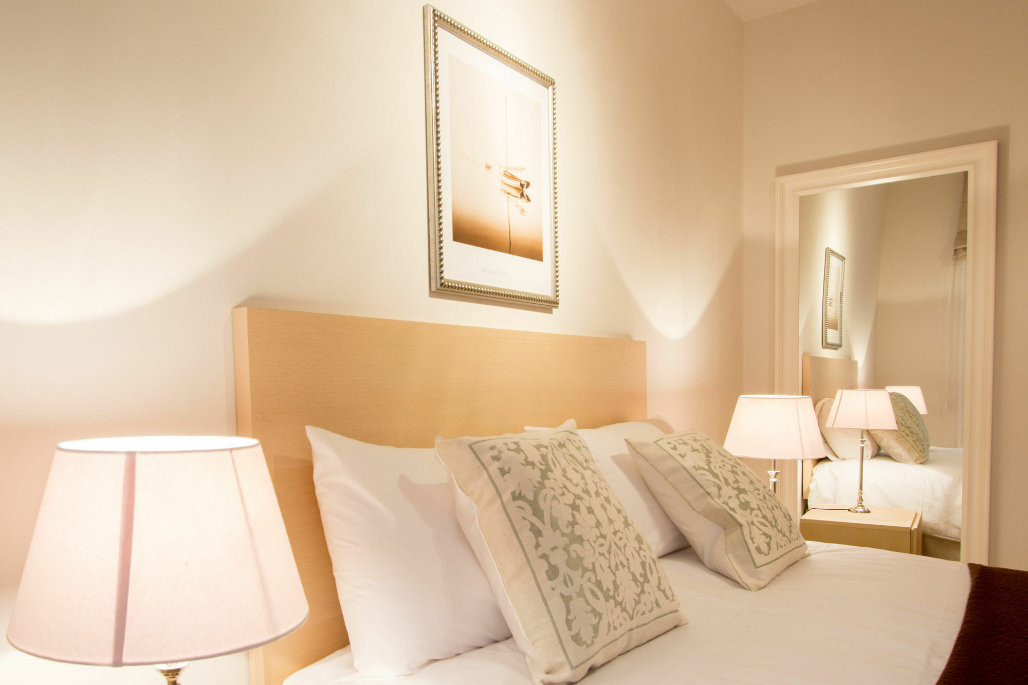 Sweet Inn Apartments - Madou Brüksel Dış mekan fotoğraf